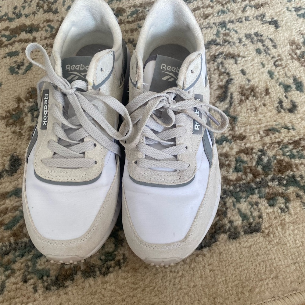 Reebok White and Gray Sneakers - Picture 2 of 7
